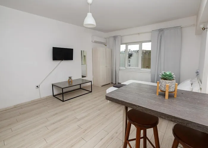 Color Old Town Center