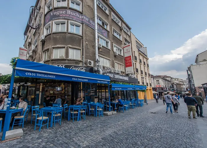 Color Old Town Center Βουκουρέστι