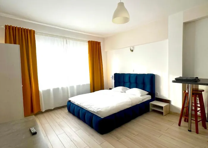 Color Old Town Center *