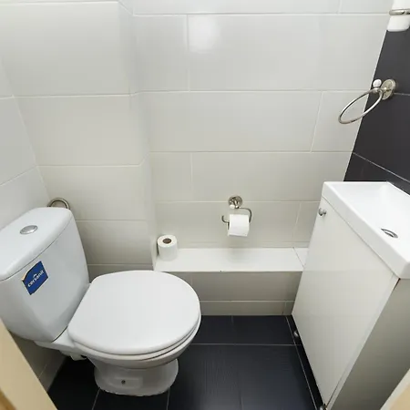 Color Old Town Center Бухарест