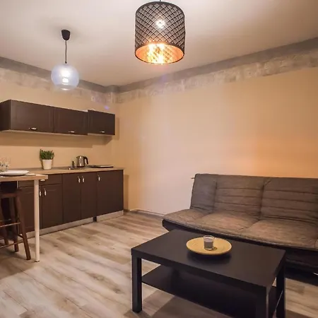 Color Old Town Center Бухарест