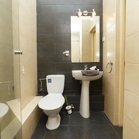 Color Old Town Center * Бухарест