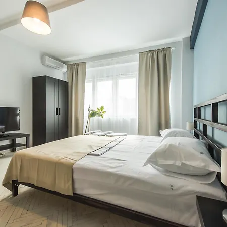 Color Old Town Center