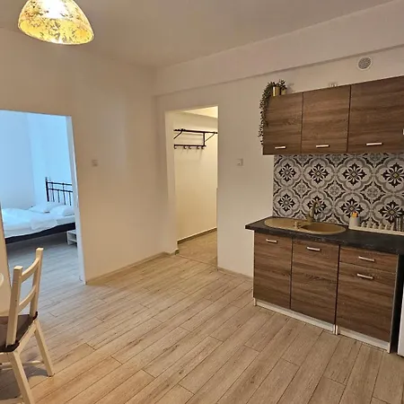 Color Old Town Center Apartment