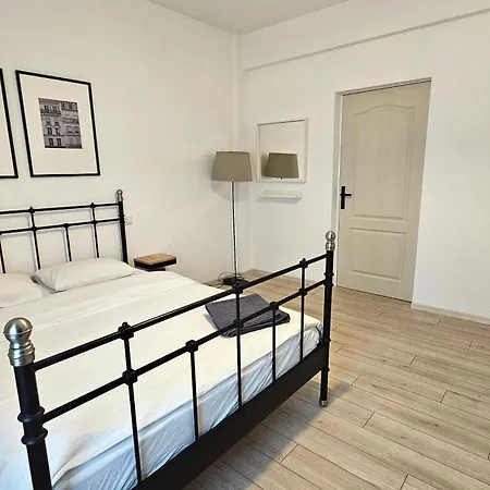 Color Old Town Center Bukarest