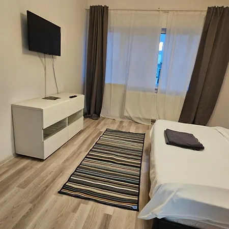 Color Old Town Center Apartment Bukarest