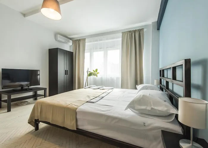 Color Old Town Center