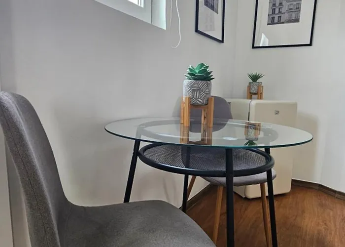 Color Old Town Center 布加勒斯特