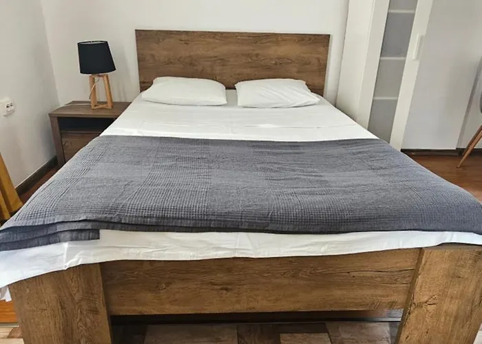 Color Old Town Center *