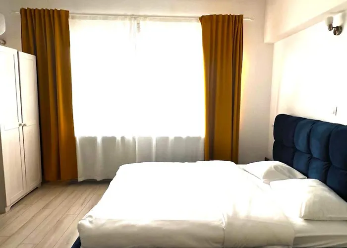 Color Old Town Center 布加勒斯特